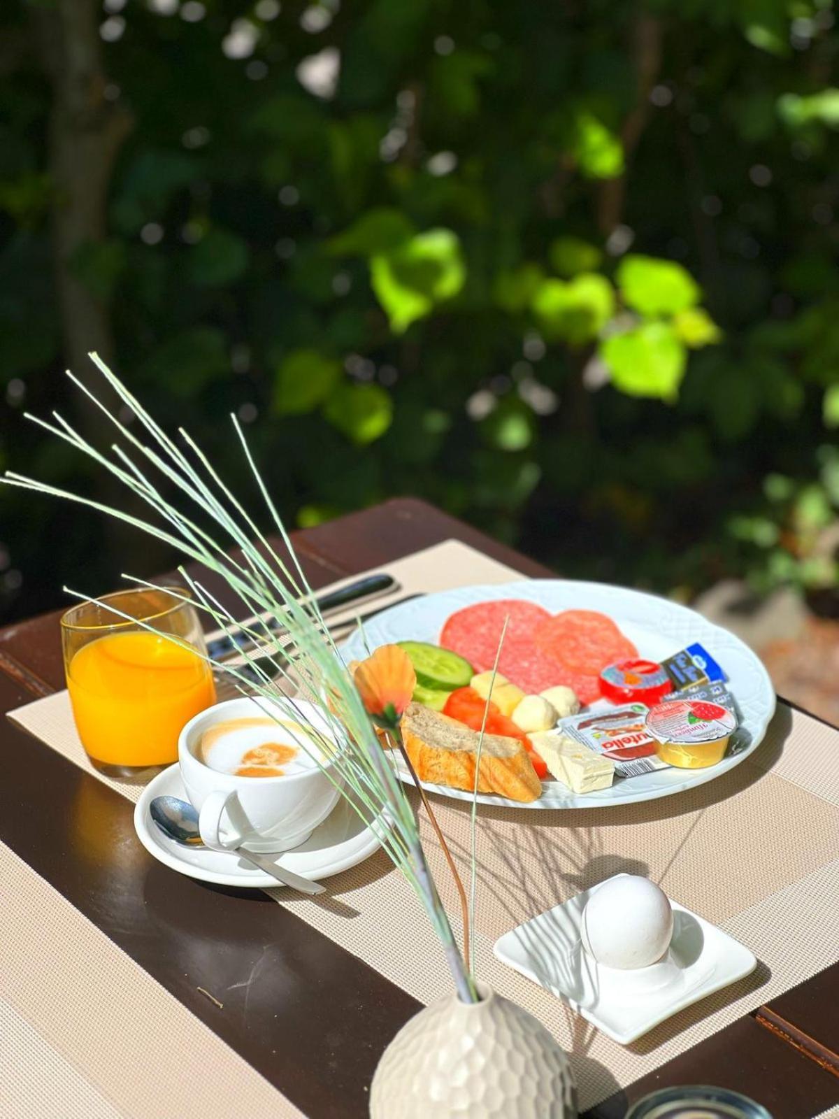 Hotel & Restaurant Krone Maerkt 바일암라인 외부 사진